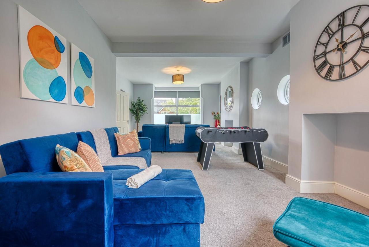 Spacious Nottingham Abode - Sleeps 16 ภายนอก รูปภาพ