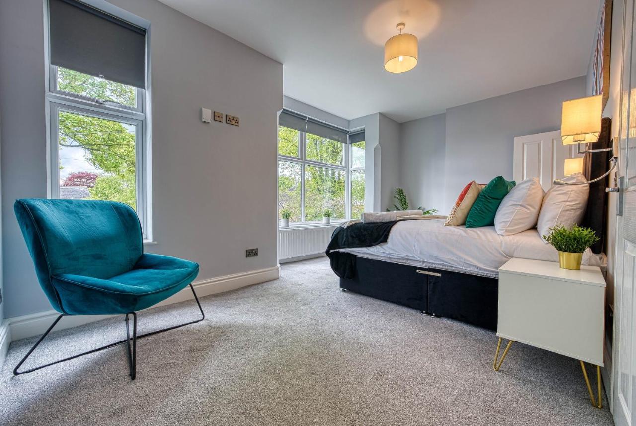 Spacious Nottingham Abode - Sleeps 16 ภายนอก รูปภาพ